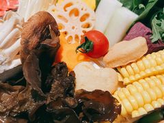 -湊湊火锅·茶憩(新中关购物中心店)