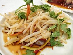 -口衣记鸡饭店
