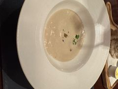 -恰餐厅及酒吧 CHAR Bar & Grill (北京丽都皇冠假日店)