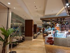 -怡咖啡海鲜自助餐厅(浦东香格里拉店)