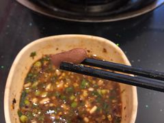 红豆-正宗镇雄酸汤猪脚妙可火锅店