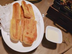 -山楂树融合菜餐厅