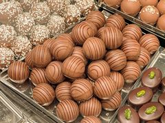 -Laderach 莱德拉(上海环贸iapm店)