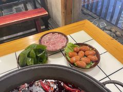 -卤校长老火锅(沙坪坝直营店)