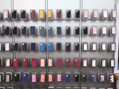 -Apple零售店(华贸购物中心店)