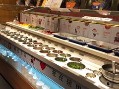 自助调料区-海底捞火锅鲜切牛肉主题店(长寿路店)