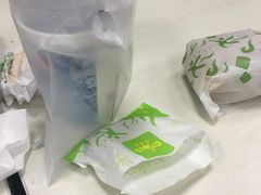 -华莱士·全鸡汉堡(湛江新华店)