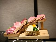 -山川小町·极番烧肉(新地假日广场店)