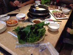 英子狗肉馆-英子补身汤(海兰路店)