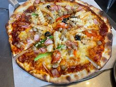 垃圾桶披萨-MI WU FACTORY米屋美食工厂餐厅(绿地店)