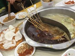 -袁记串串香(泉水轻轨站店)