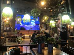 -临界音乐酒馆·小龙虾·江湖菜(华熙LIVE·鱼洞店)
