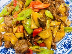 杏鲍菇牛柳-天津外国语大学（马场道校区）食堂