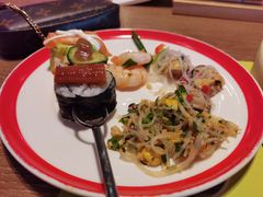 -咖啡苑自助餐厅·中国大饭店