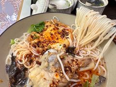 -粉观右江西鲜辣米粉(天地店)