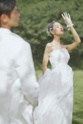 点击看大图 -挪娅婚纱摄影皇家会所