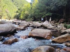 -鄣山大峡谷