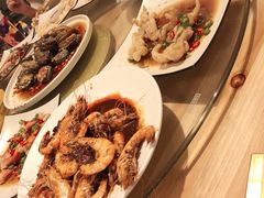 -臻鲜燕海鲜融合餐厅(金陵style店)