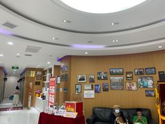 -雅悦齿科(顾村公园店)