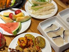 -香逸山自助火锅