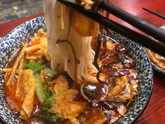 -粉家柳州螺蛳粉(杨宅路店)