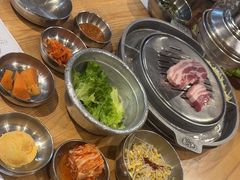 -姜虎东白丁烤肉(虹桥天地店)