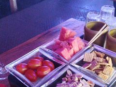 -喜鹊音乐酒馆(西街店)