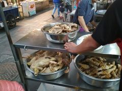 -金包里鸭肉ㄜˋ