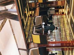 -大中华希尔顿酒店-念自助餐·嗨啤·小龙虾