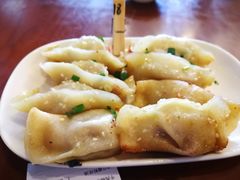 牛肉鍋貼-小姜锅贴(凤凰街店)