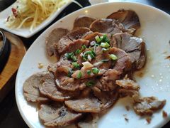 蒸肘花-我去·春饼文化主题餐厅(国定路总店)