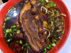 大肉面-小龙大肉面馆