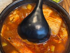 -明洞阿姨·韩式酱蟹烤肉·创意料理(三元桥店)