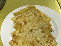 -白鹿苑蒙餐(鄂温克宾馆店)