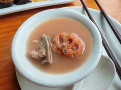 -莲餐厅·湖北菜·潜江小龙虾店(愚园路店)