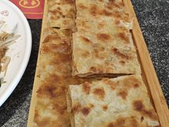 加酥牛肉饼-桐花凤正宗香河肉饼店(绣水街店)