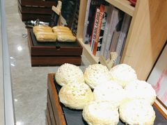 -昆山裕元花园酒店·温莎西餐厅