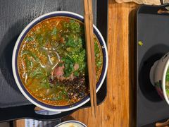 -云阿蛮云南生烫牛肉米线(奉贤路店)