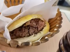 -闫家驴肉老店(华电一校店)