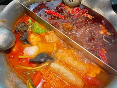 -湊湊火锅·茶憩(南京东路悦荟店)