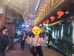 -小天鹅火锅·一线江景洪鼎旗舰店(洪崖洞店)