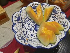 -忆江南·临江鱼馆