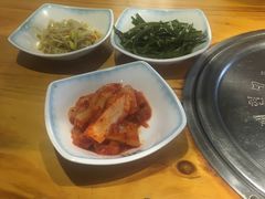 -唯成•韩国炭火烤肉 유성고기