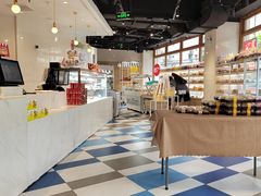 -85度C(生甜甜圈研究工坊·上海平凉店)