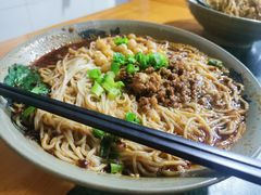-丁丁猫重庆小面(徐州路店)
