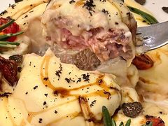 -普朗姆生蚝牛排馆 The Plump Oyster(成都摩方购物中心店)