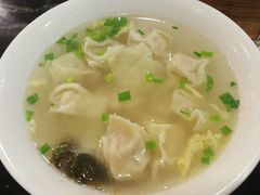 虾肉小馄饨-王家沙点心店(南京西路总店)