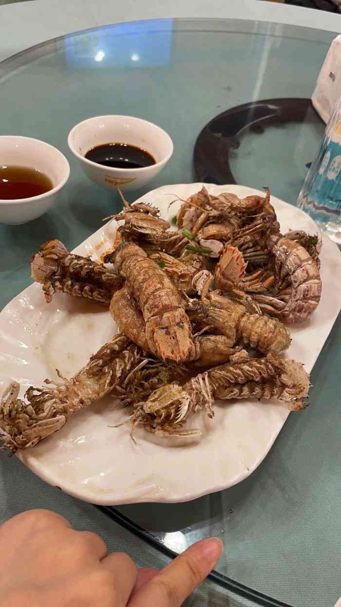 沈家门海鲜夜排档3号-"来舟山不得错过的海鲜大排档!住的酒店里.