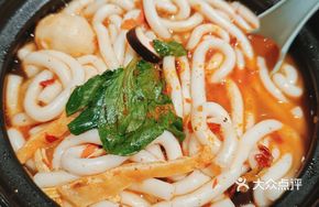 Shrimp Paste Pot Stew with Potato Noodles