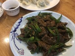 杭椒牛柳-东北农家小院(定西路店)
